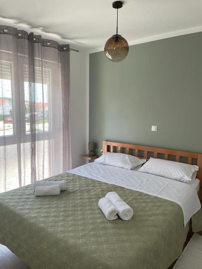 Apartman Stela Книн Екстериор снимка